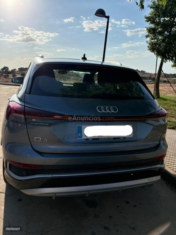 Audi Q4 e-tron 40 e-tron S line de 2024 con 44.000 Km por 36.900 EUR. en Huelva
