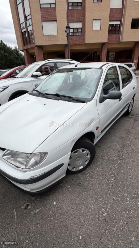 Renault Megane Europa 1.6E de 1998 con 155.148 Km por 1.850 EUR. en Asturias