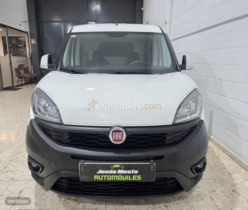 Opel Combo Cargo cdti de 2021 con 130.000 Km por 8.200 EUR. en Sevilla