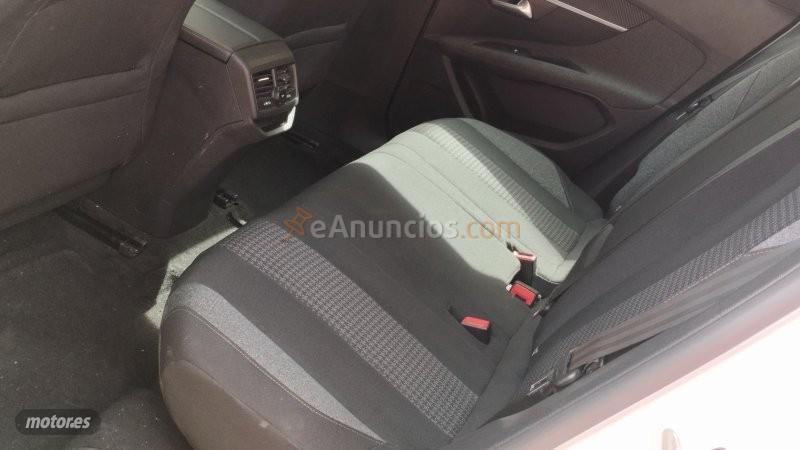 Peugeot 3008 ACTIVE de 2020 con 135.000 Km por 14.400 EUR. en Albacete