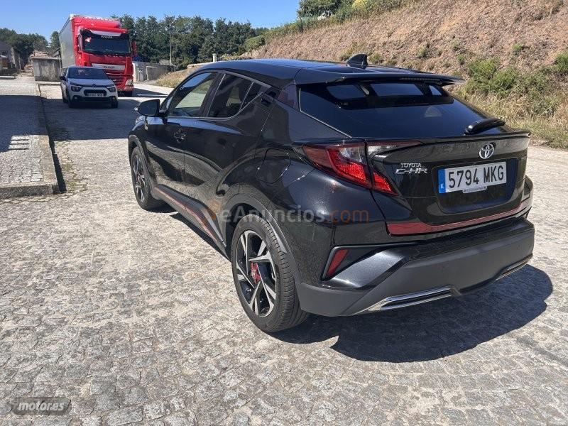 Toyota C-HR 2.0 180h Advance de 2023 con 61.000 Km por 25.500 EUR. en A Coruna