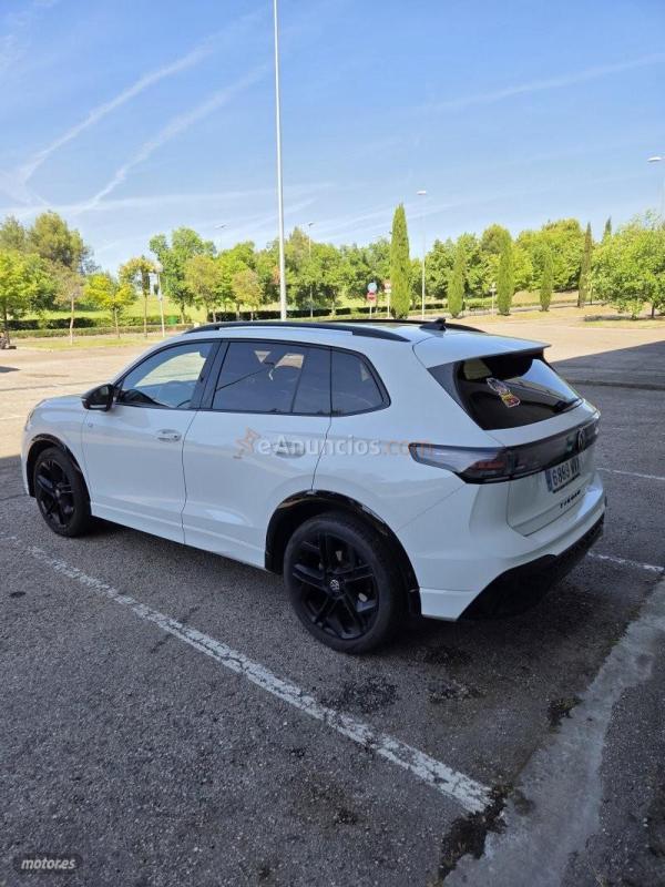 Volkswagen Tiguan Rline de 2024 con 37.000 Km por 40.500 EUR. en Navarra
