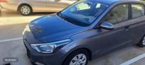 Hyundai i20 1.2 MPI Essence de 2016 con 54.000 Km por 8.500 EUR. en Malaga