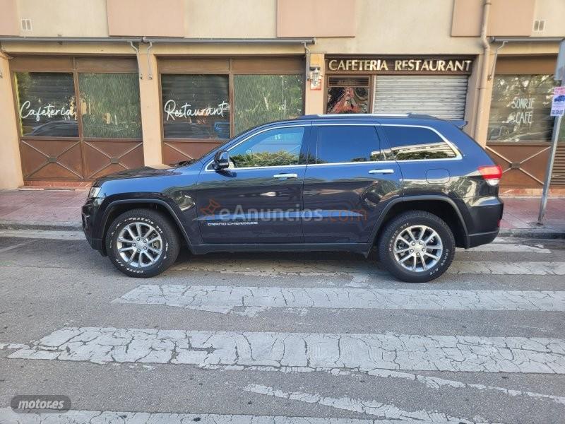 Jeep Grand Cherokee 3.0 CRD LIMITED de 2014 con 130.000 Km por 16.000 EUR. en Barcelona
