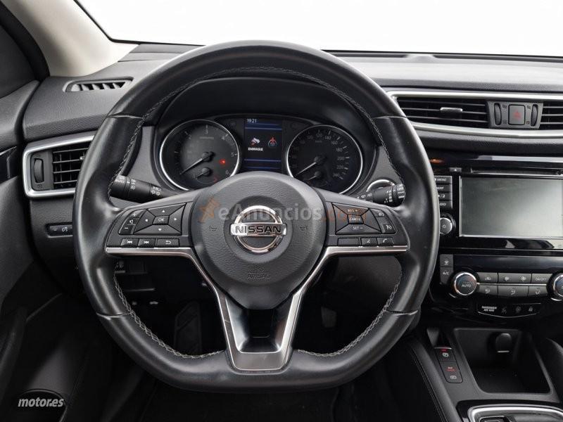 Nissan Qashqai N-Connecta de 2020 con 132.000 Km por 16.000 EUR. en Valladolid