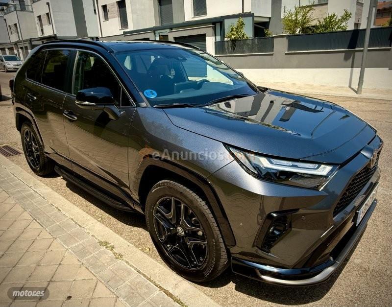 Toyota RAV 4 GR SPORT HIBRIDO ENCHUFABLE de 2025 con 21.000 Km por 49.900 EUR. en Madrid