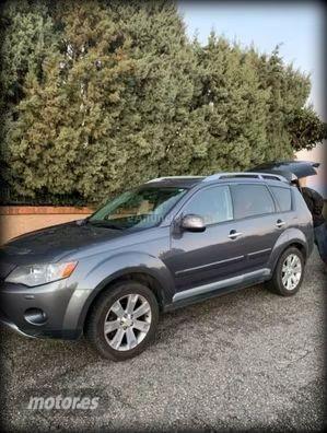 Mitsubishi Outlander PHEV Kaiteki 4WD de 2007 con 120.000 Km por 14.900 EUR. en Asturias