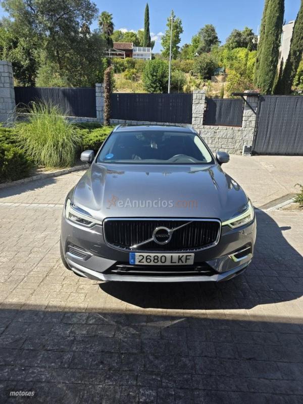 Volvo XC 60 T8 R-Desing de 2020 con 140.000 Km por 27.000 EUR. en Madrid