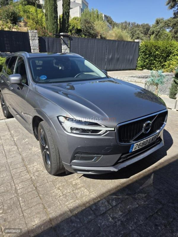Volvo XC 60 T8 R-Desing de 2020 con 140.000 Km por 27.000 EUR. en Madrid