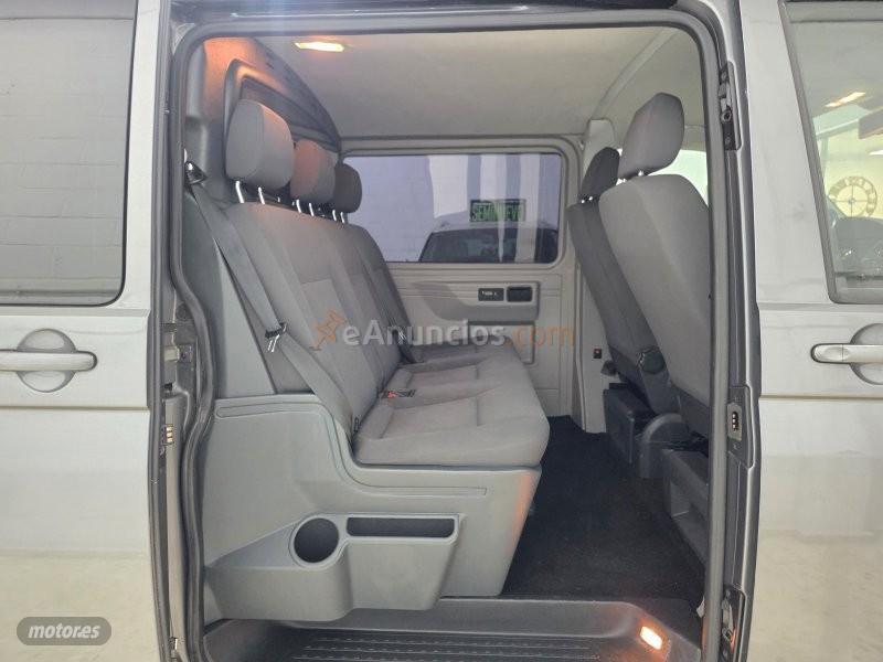 Volkswagen Transporter 2.0  tdi Mixto 5 plazas automatico de 2015 con 250.000 Km por 17.500 EUR. en Sevilla