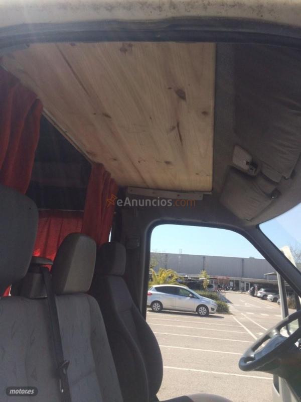 Volkswagen LT 35 TA 2.5 CAMPERIZADA 6 PLAZAS de 1999 con 271.466 Km por 10.000 EUR. en Barcelona