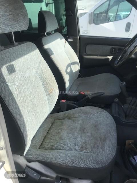 Mitsubishi L 200 2.5 diesel de 1996 con 136.503 Km por 6.500 EUR. en Barcelona