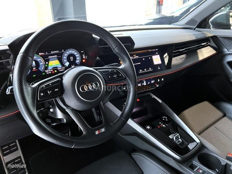 Audi A3 Sportback 40 TFSIe Automatico S-Tronic  S-Line de 2022 con 43.500 Km por 32.890 EUR. en Barcelona