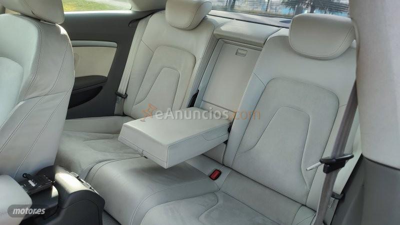Audi A5 2.7 TDI STRONIC COUPE de 2009 con 330.000 Km por 11.000 EUR. en Madrid