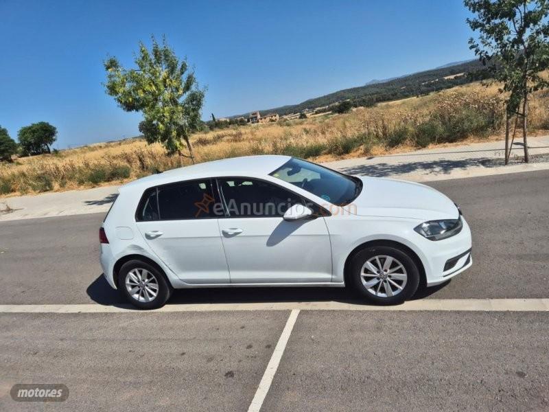 Volkswagen Golf 1.6TDI de 2018 con 206.000 Km por 10.900 EUR. en Barcelona