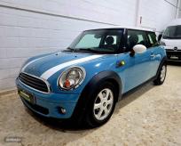Mini One mini de 2007 con 200.000 Km por 5.300 EUR. en Sevilla