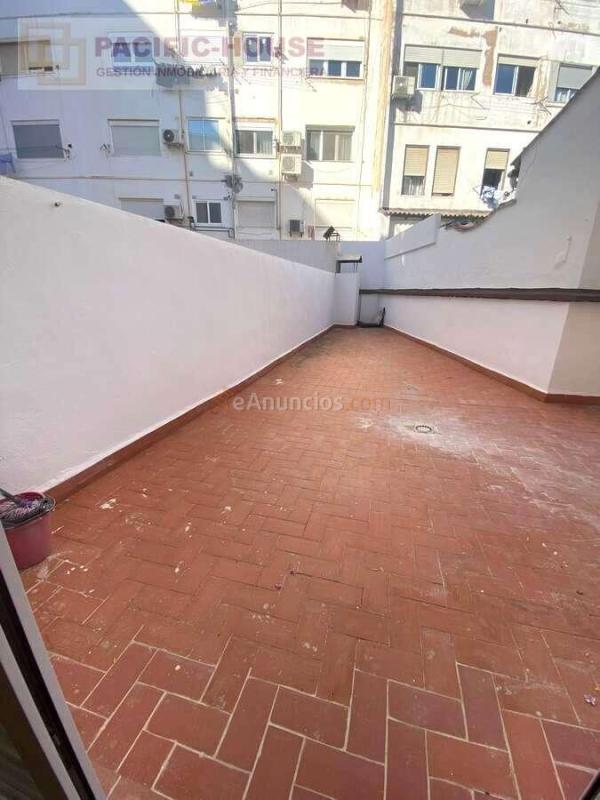 Excelente vivienda totalmente reformada en en el centro de Valencia Ciudad.