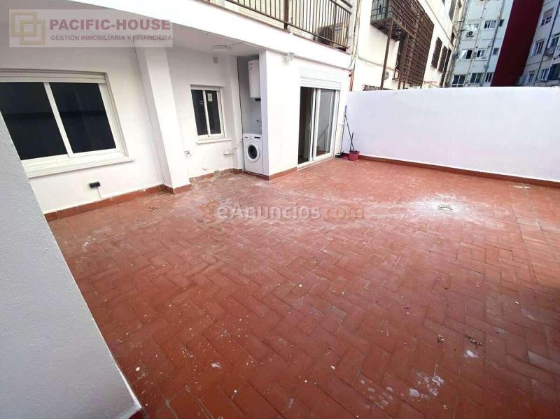 Excelente vivienda totalmente reformada en en el centro de Valencia Ciudad.