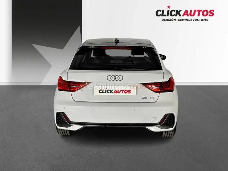 Audi A1 1.0 TFSI 95CV Adrenalin