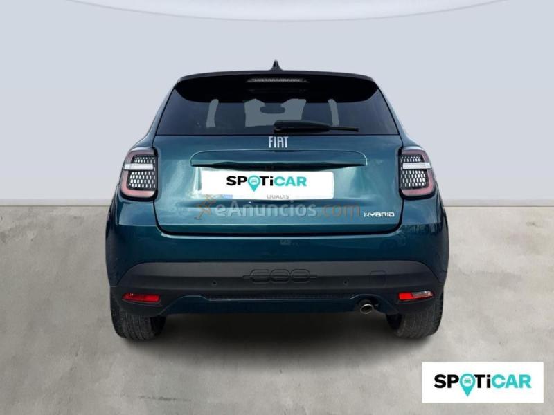 Fiat 600 1.2 MHEV La prima DDCT 74 kW (100 CV)