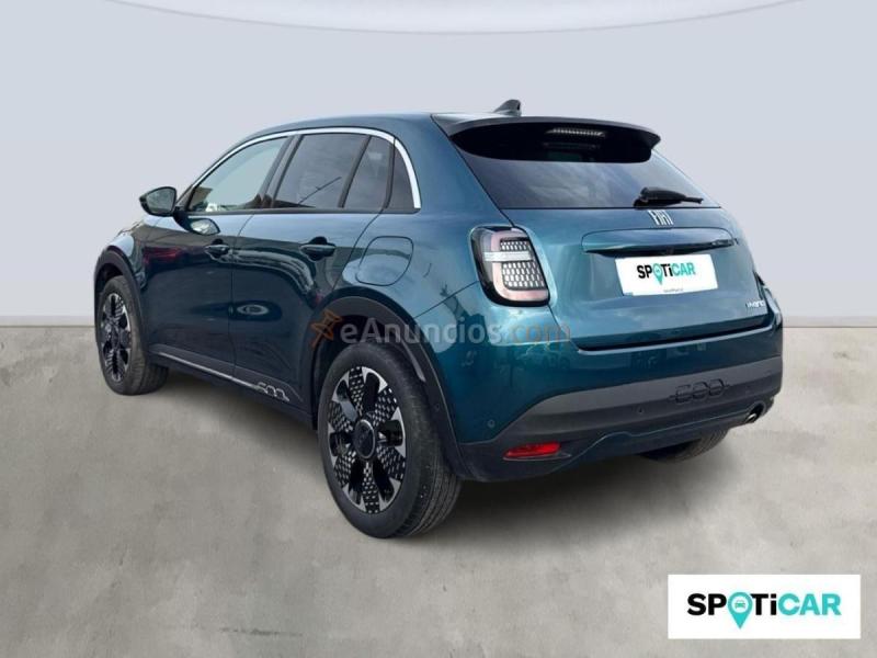 Fiat 600 1.2 MHEV La prima DDCT 74 kW (100 CV)