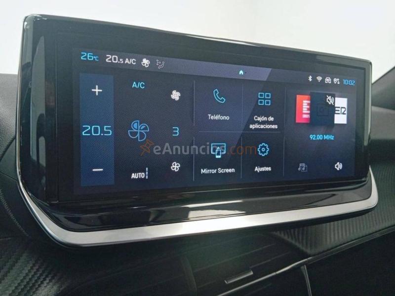 Peugeot 2008   Puretech 130 S&S EAT8 Allure