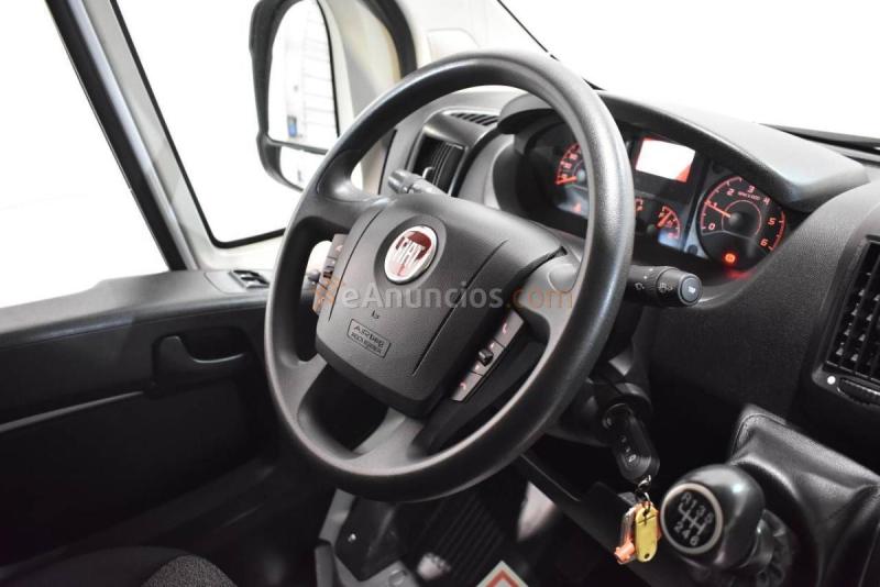 Fiat Ducato CHASIS CABINA CARROZADO PAQUETERA CAMIÓN 3500 2.3 MULTIJET 130 CV CON PLATAFORMA ELEVADORA TRAMPILLA 