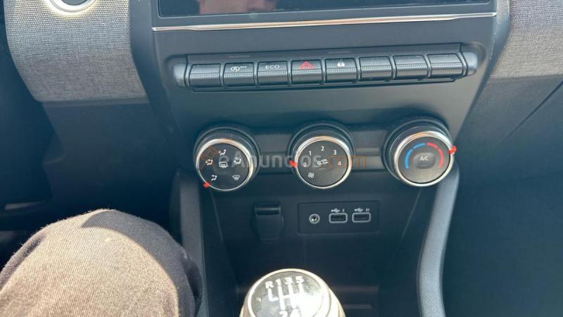 Renault Clio 1.5 DCI 74KW EVOLUTION 100 5P