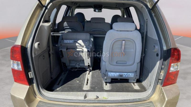 Kia Carnival 2.9 CRDi VGT Active 