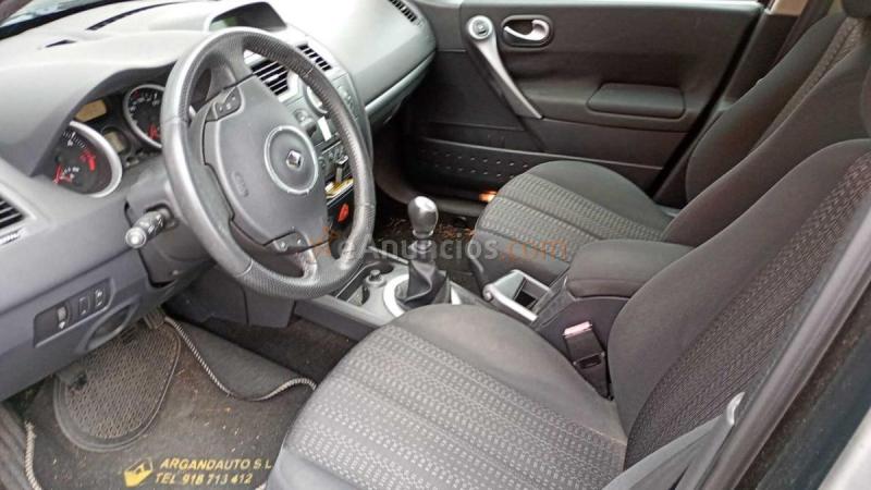 Renault Megane Business 1.5dCi105 