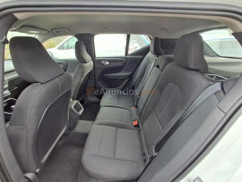 Volvo XC40 1.5 T2 Momentum Core Auto 