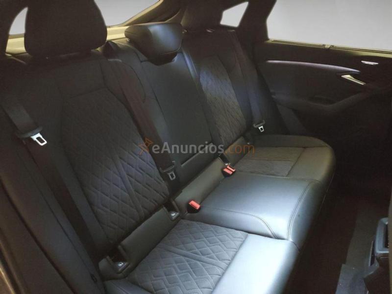 Audi Q6 e-tron Black Line Performance 240 kW (326 CV)