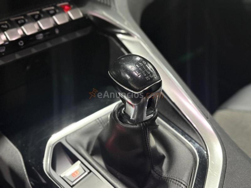 PEUGEOT 5008 1.2 PureTech 96KW S&S Allure Pack