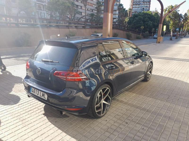 Volkswagen Golf GTI 2.0 TSI 220cv BMT