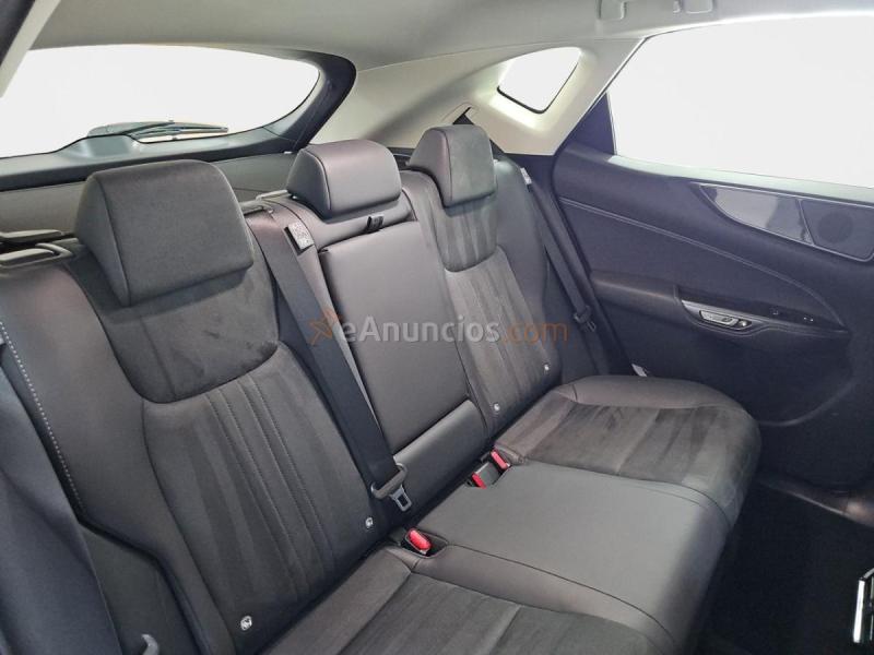 Lexus UX 2.0 300h UX Plus