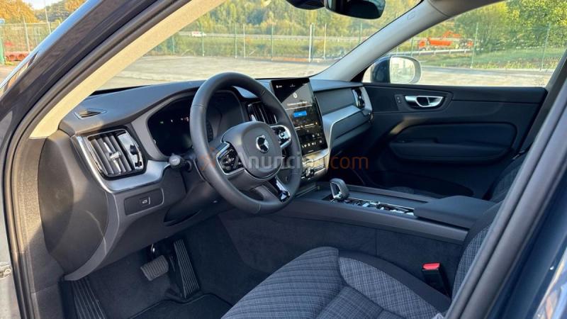 Volvo XC60 todoterreno 2.0 B5 P MHEV CORE AUTO 4WD 5P