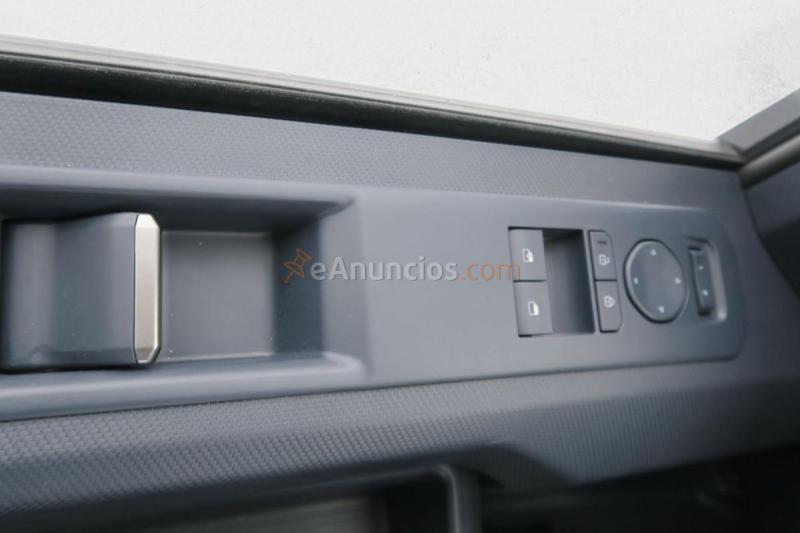 Kia PV5 Passenger Monovolumen BEV 51KWH ESSENTIAL AUTO 122 5P