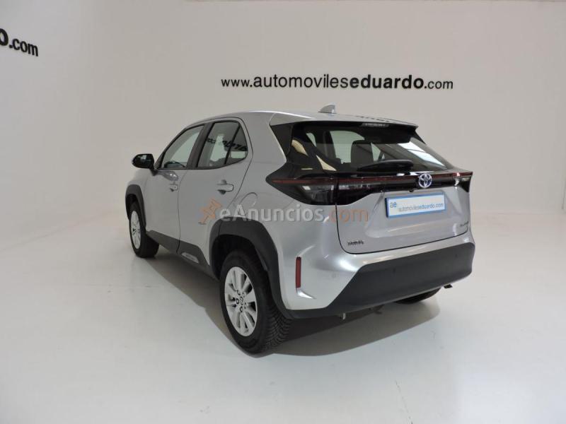 Toyota Yaris Cross Hybrid 120H Business Plus