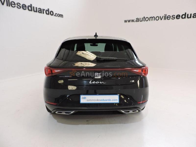 Seat Leon Leon 1.0 TSI 81 KW 1.0 TSI 81KW S&S FR 25 ANIVERSARIO