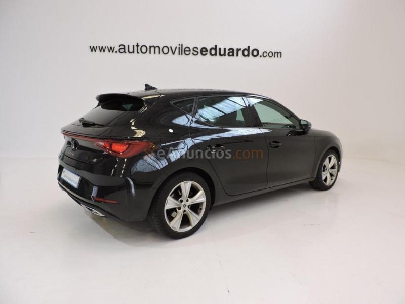 Seat Leon Leon 1.0 TSI 81 KW 1.0 TSI 81KW S&S FR 25 ANIVERSARIO