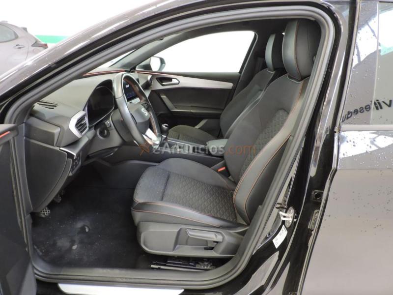 Seat Leon Leon 1.0 TSI 81 KW 1.0 TSI 81KW S&S FR 25 ANIVERSARIO