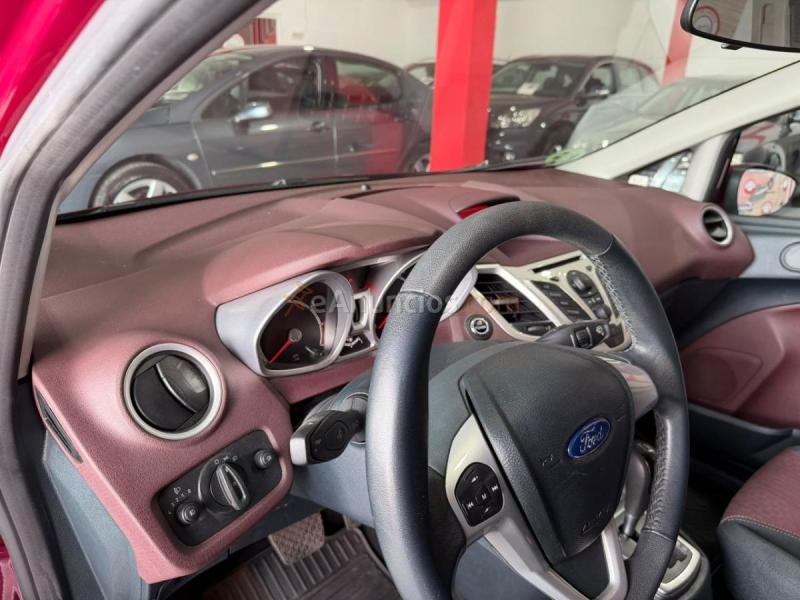 Ford Fiesta 5p Titanium 1.4 Aut. Ford Fiesta 1.4 Titanium automático,