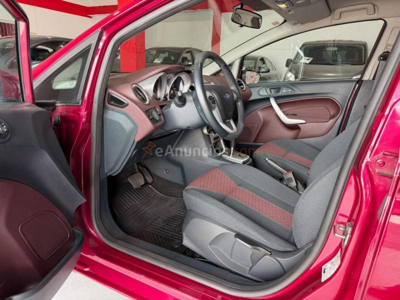 Ford Fiesta 5p Titanium 1.4 Aut. Ford Fiesta 1.4 Titanium automático,