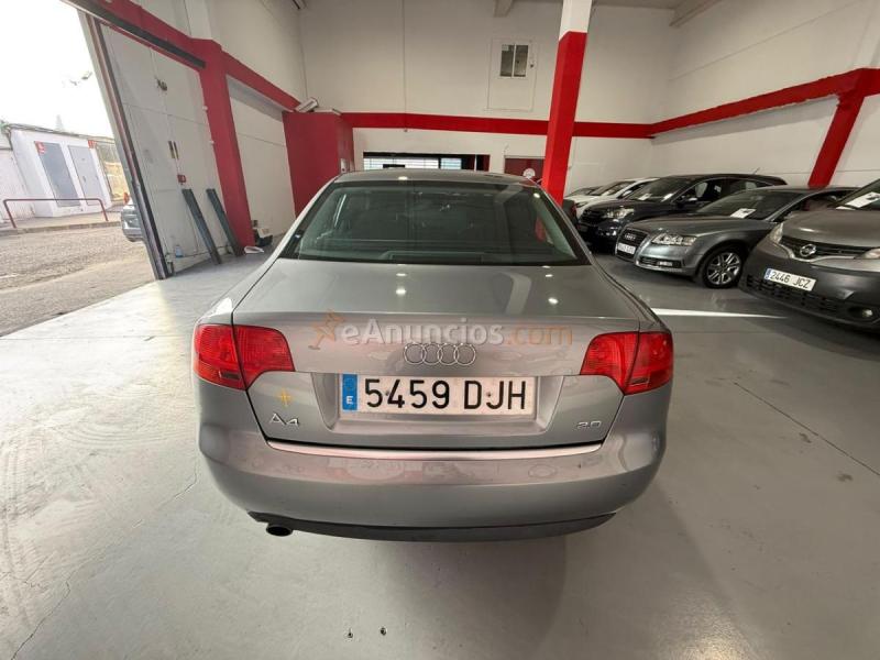 Audi A4 2.0 Audi A4 2.0 gasolina 130 CV