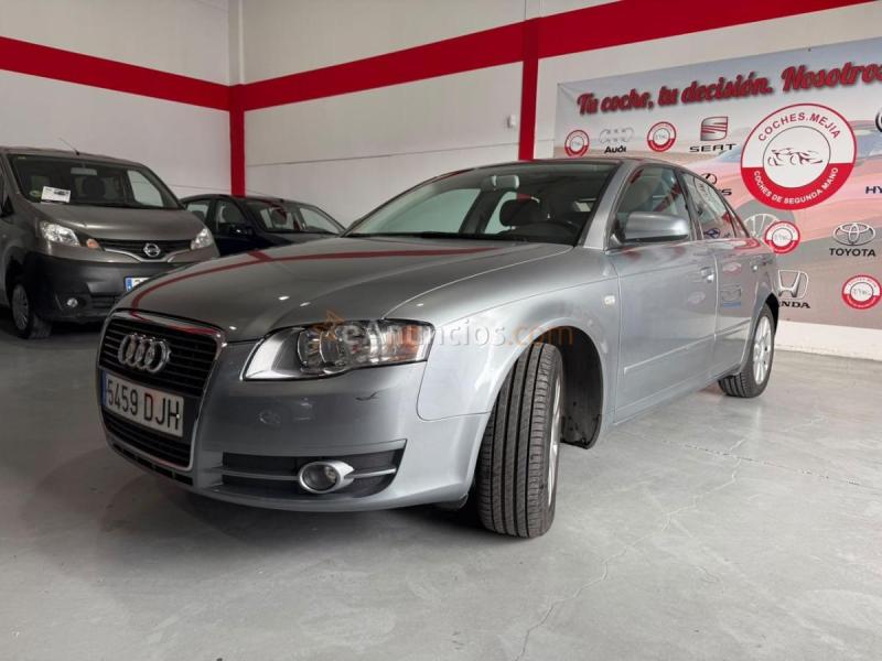 Audi A4 2.0 Audi A4 2.0 gasolina 130 CV