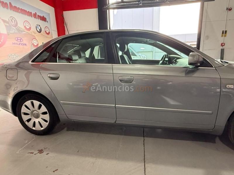 Audi A4 2.0 Audi A4 2.0 gasolina 130 CV