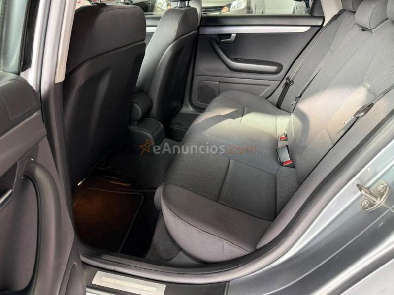 Audi A4 2.0 Audi A4 2.0 gasolina 130 CV