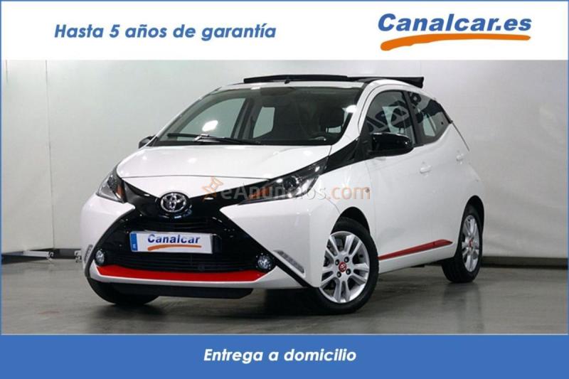 Toyota Aygo 5p 70 x-sky 
