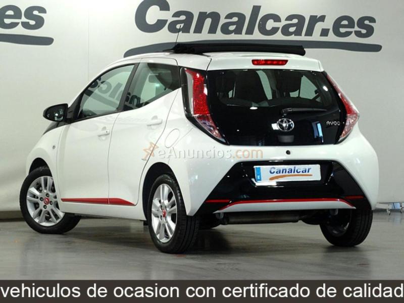 Toyota Aygo 5p 70 x-sky 