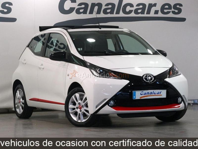 Toyota Aygo 5p 70 x-sky 